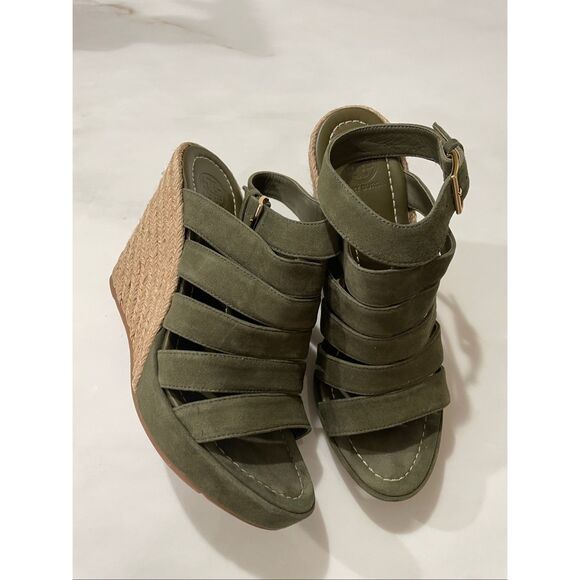 Tory Burch suede wedges size 9 - Picture 1 of 8